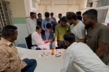 সুনামগঞ্জে দুই পক্ষের সংঘর্ষ থামাতে গিয়ে এমপিও আহত