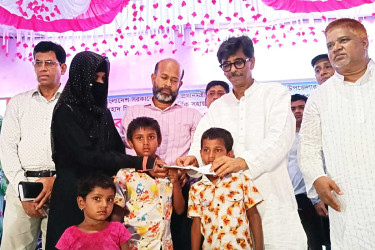 ‘সরকারের মূল লক্ষ্য হচ্ছে কৃষকদের অর্থনৈতিকভাবে সমৃদ্ধ করা’