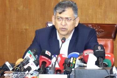 নিরপরাধ কাউকে হয়রানি না করতে পুলিশের প্রতি স্বরাষ্ট্রমন্ত্রীর নির্দেশ