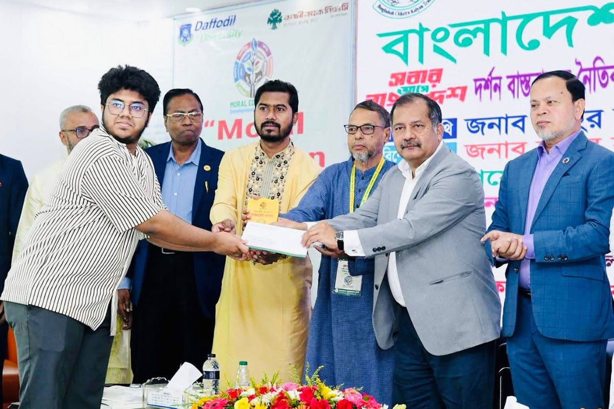 তরুণ প্রজন্মকে ডিজিটাল সাক্ষরতা ও নৈতিক শিক্ষায় শিক্ষিত করতে হবে : তথ্যমন্ত্রী
