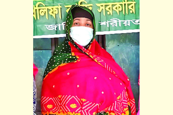 ছেলেকে বাঁচাতে কিডনি দিলেন মা