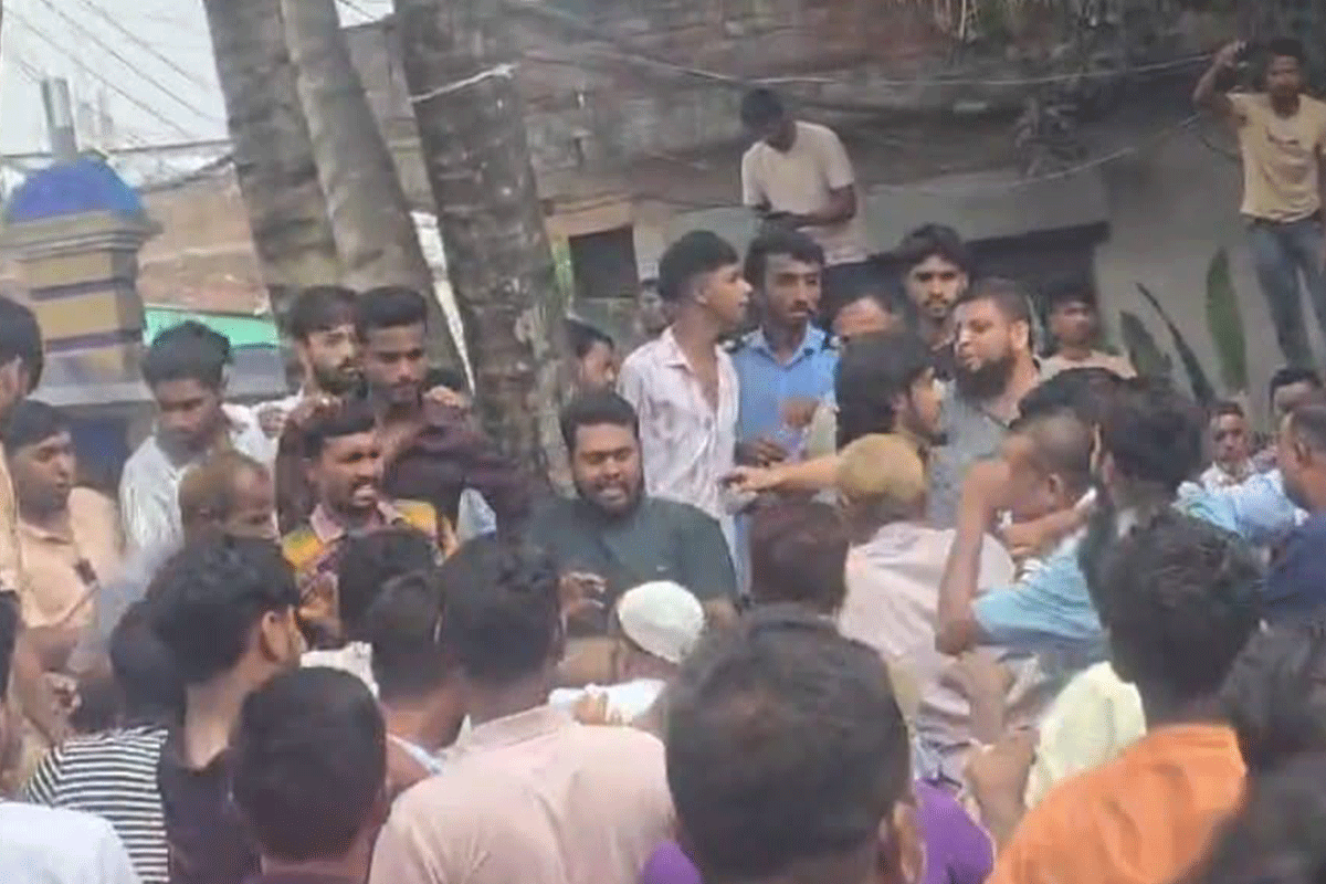 রিকশা ‘সাইড দেওয়া’ নিয়ে সালিশে ‘সংঘর্ষ-গোলাগুলি’, আহত ১৫