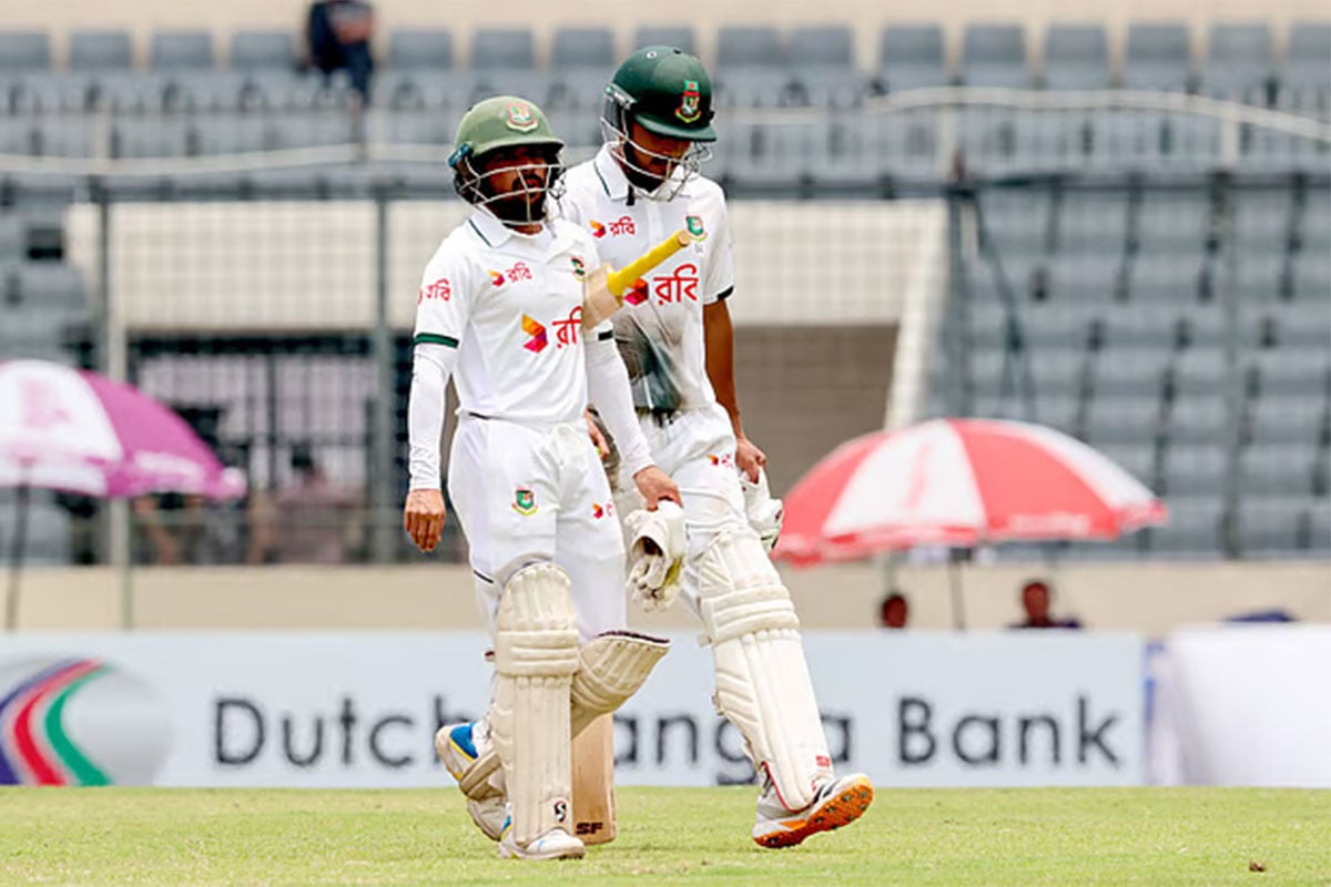 ১৭৯ রানের লিড নিয়ে চতুর্থ দিন শেষ করলো টাইগাররা