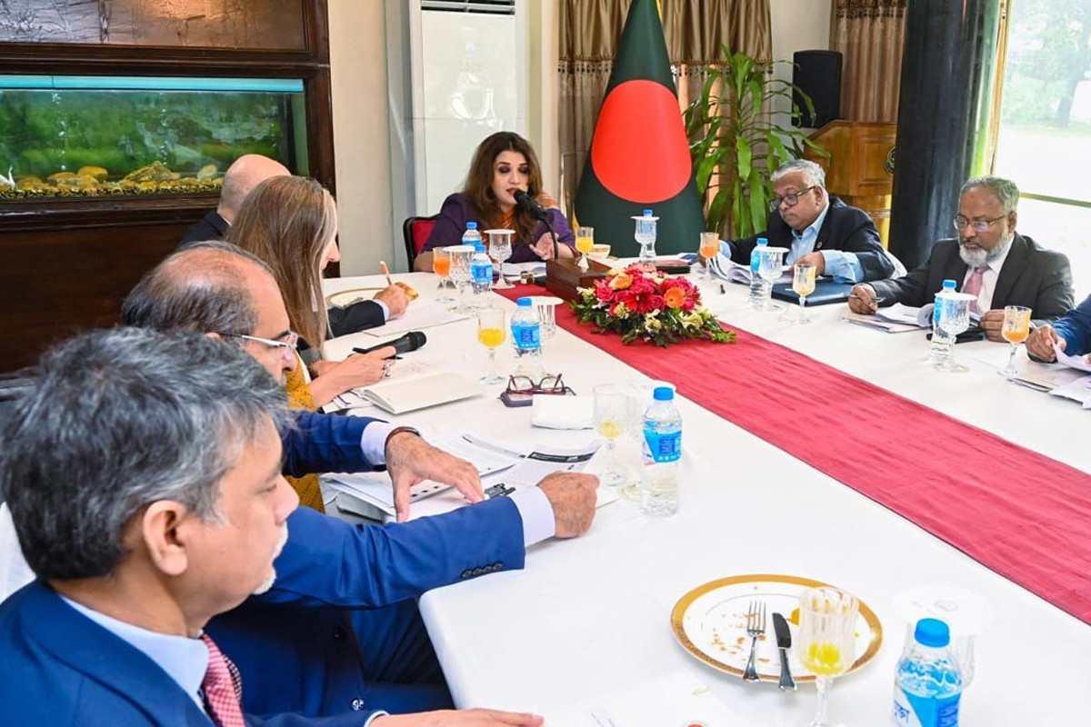 অবৈধ অভিবাসনে জড়িতদের বিরুদ্ধে কঠোর ব্যবস্থার হুঁশিয়ারি পররাষ্ট্র প্রতিমন্ত্রীর
