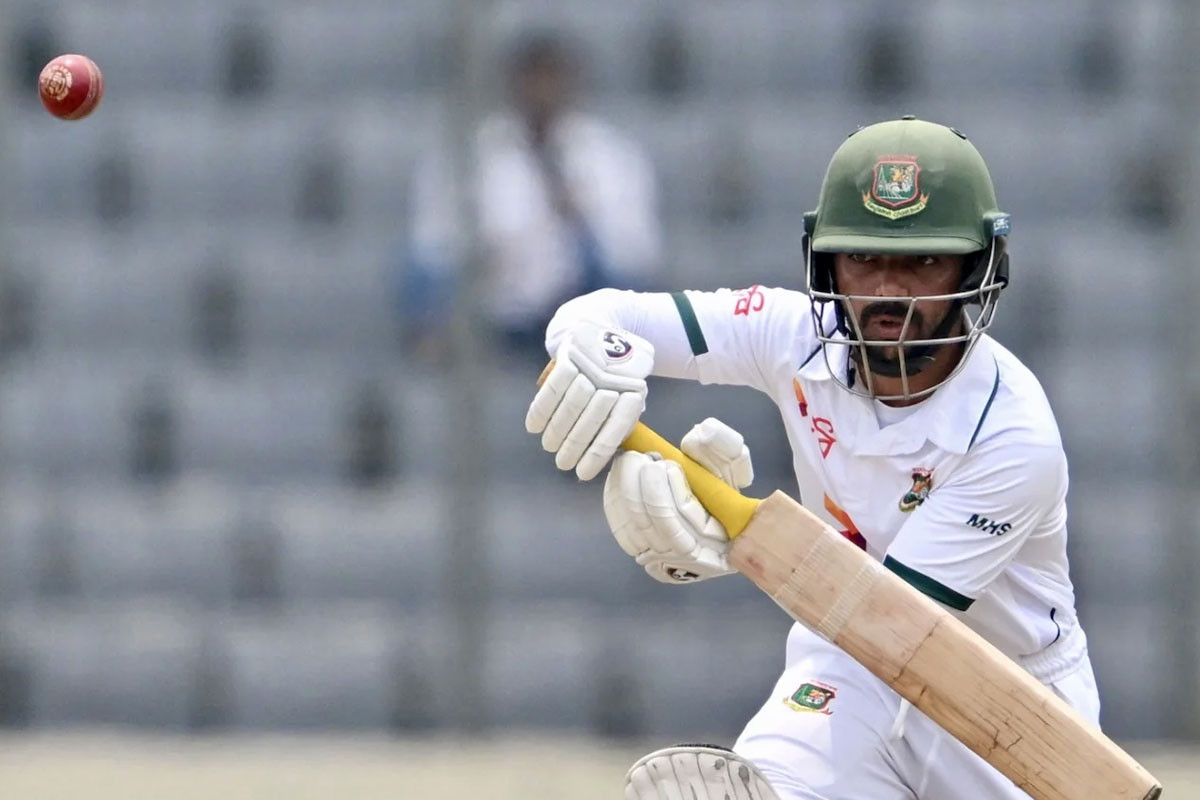 টেস্টে ৫ হাজার রানের ক্লাবে মুমিনুল