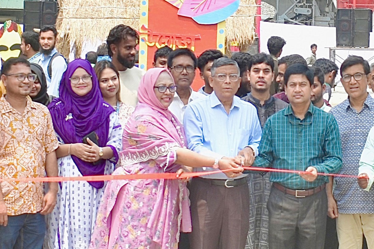 পুন্ড্র ইউনিভার্সিটিতে উদ্যোক্তা মেলা অনুষ্ঠিত