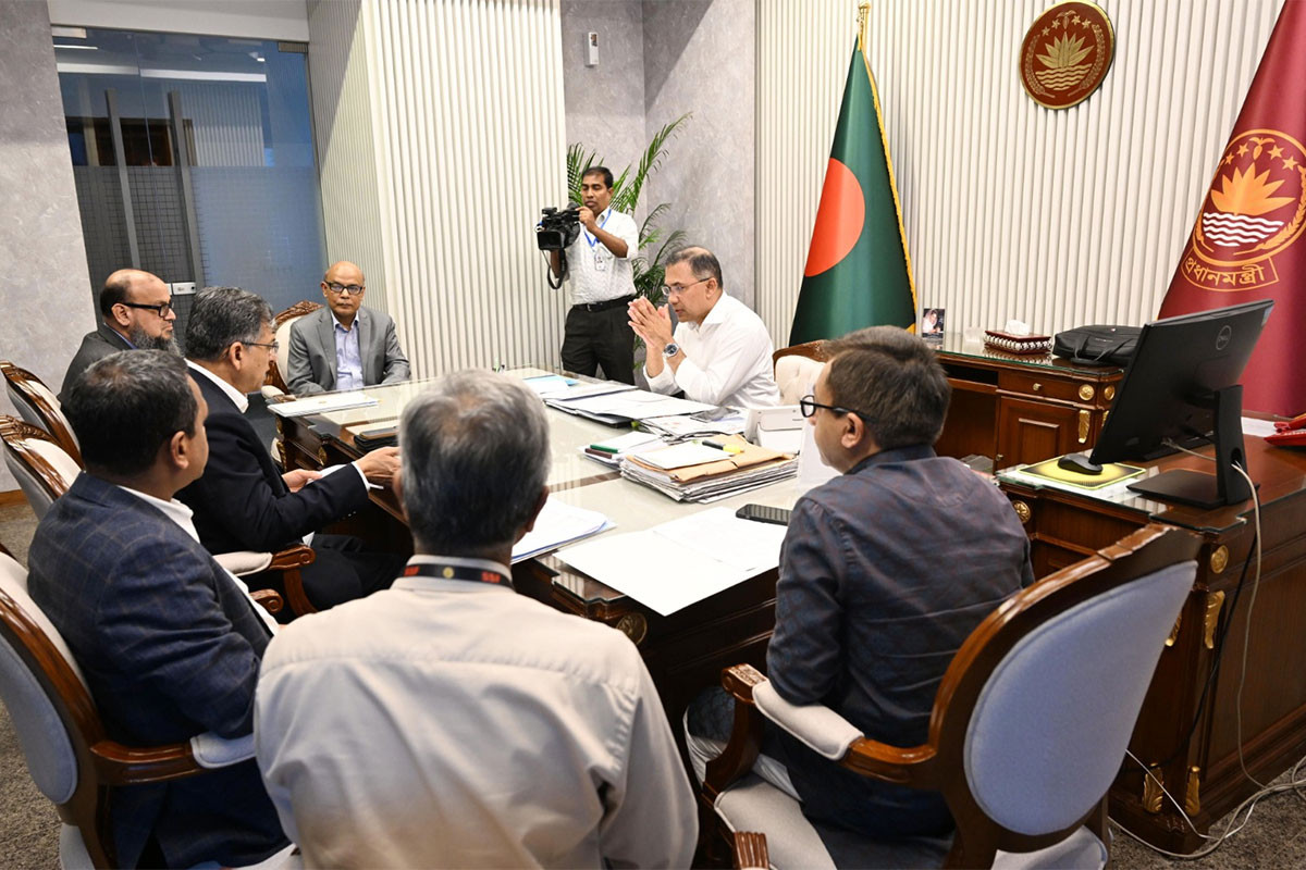 লবণচাষিদের জীবনমান উন্নয়নে প্রধানমন্ত্রীর সভাপতিত্বে বৈঠক
