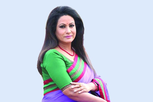 অন্য ভাবনায় চম্পা
