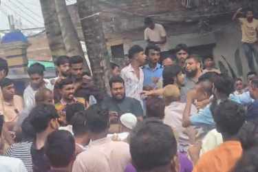 রিকশা ‘সাইড দেওয়া’ নিয়ে সালিশে ‘সংঘর্ষ-গোলাগুলি’, আহত ১৫
