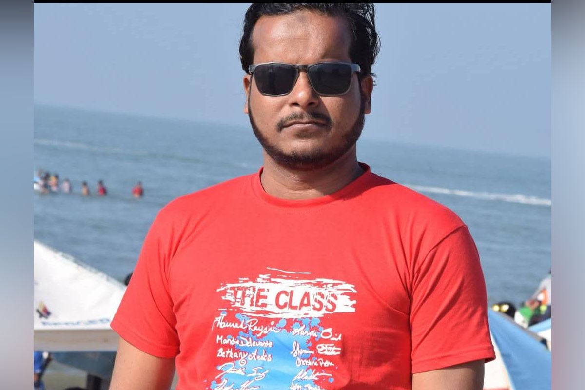 নারায়ণগঞ্জে পোশাক কারখানার স্টোররুমে মিলল কর্মকর্তার ঝুলন্ত মরদেহ
