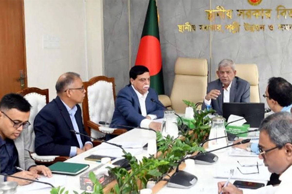 এলজিইডির প্রকল্প বাস্তবায়নে গতি বাড়ানোর নির্দেশ স্থানীয় সরকার মন্ত্রীর