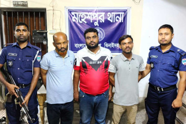 ফুফুর টাকা আত্মসাতে ভাতিজার ‘ছিনতাই নাটক’, গ্রেফতার ৩