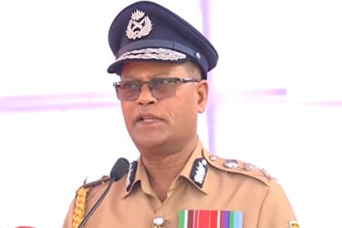 মাদক সংশ্লিষ্টতায় জড়িত প্রমাণিত হলে ছাড় নয়: আইজিপি