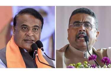 আসামের মুখ্যমন্ত্রী হিসেবে শপথ নিলেন হিমন্ত বিশ্ব শর্মা