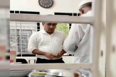 বাবুগঞ্জে ভূমি কর্মকর্তার ঘুষ গ্রহণের ভিডিও ভাইরাল