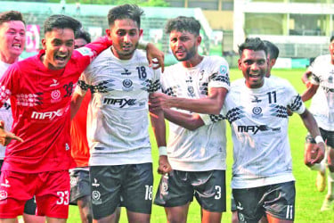 ফাইনালে মোহামেডানকে পেল কিংস