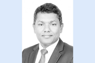 সৌর বিদ্যুতে জ্বালানির সমাধান