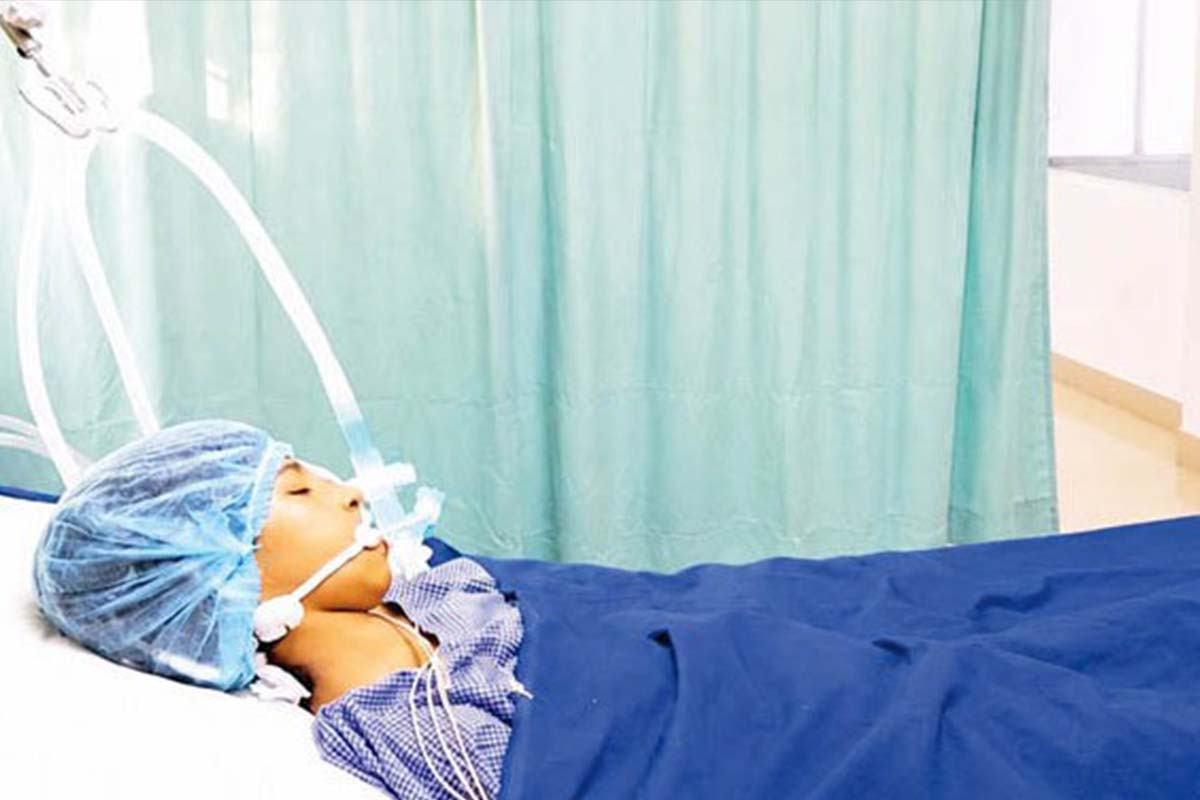 বাঁচানো গেল না গুলিবিদ্ধ শিশু রেশমিকে