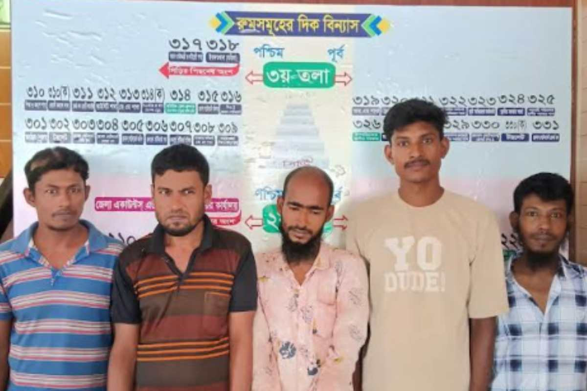 নোয়াখালীতে গাঁজাসহ আটক ৫ মাদকসেবীর জেল
