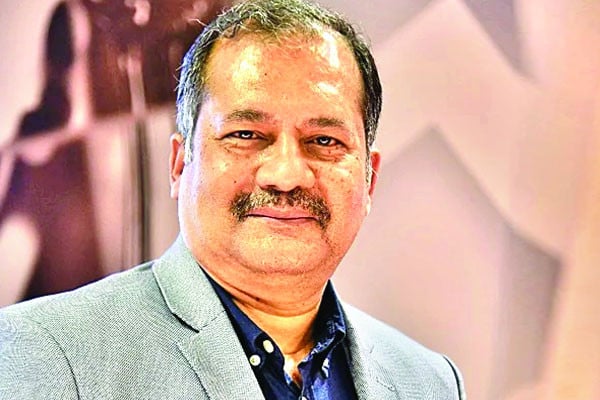 দক্ষ ও জবাবদিহিমূলক প্রশাসন গড়ুন