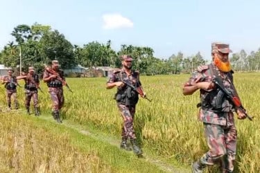 কুড়িগ্রাম সীমান্তে বিজিবির কড়া নজরদারি