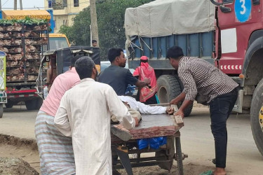 কর্মস্থলে যাওয়ার পথে সড়কে প্রাণ গেল ভূমি কর্মকর্তার
