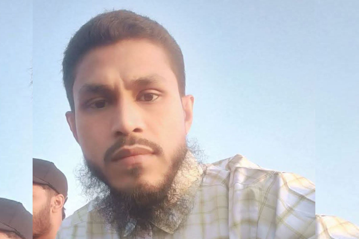 নারায়ণগঞ্জে ছোট ভাইকে কুপিয়ে হত্যা করলো বড় ভাই