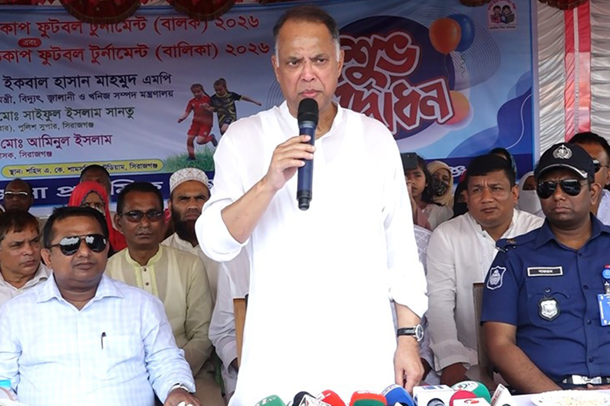 স্কুলের পাশাপাশি সন্তানদের খেলার মাঠেও সময় দিন: বিদ্যুৎমন্ত্রী