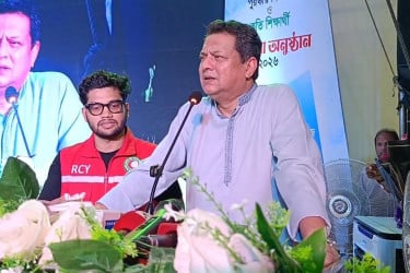 বাজেটে আসছে চমক, শিক্ষাপ্রতিষ্ঠানের জন্য ইলেকট্রিক বাসে শুল্ক থাকবে না