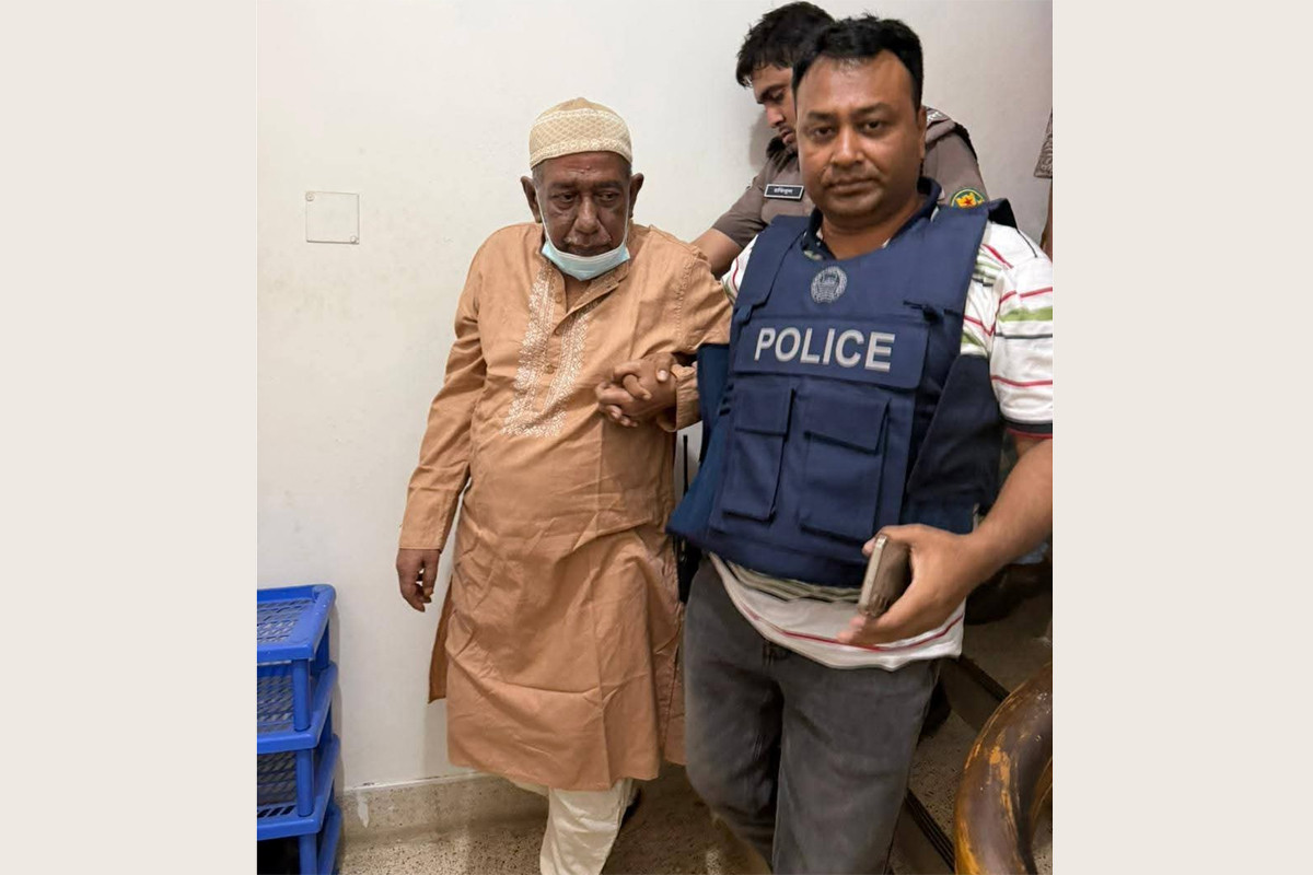 আবু সাঈদ হত্যা মামলায় সাজাপ্রাপ্ত বেরোবির সাবেক উপাচার্য গ্রেফতার