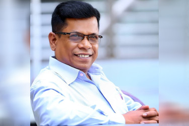 প্রতিরক্ষা উপদেষ্টার সময়োপযোগী ও তাৎপর্যপূর্ণ বার্তা
