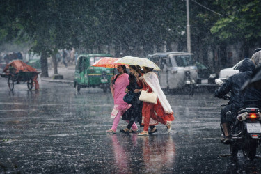 সন্ধ্যার মধ্যে ৭ জেলায় বজ্রবৃষ্টিসহ ঝড়ের শঙ্কা