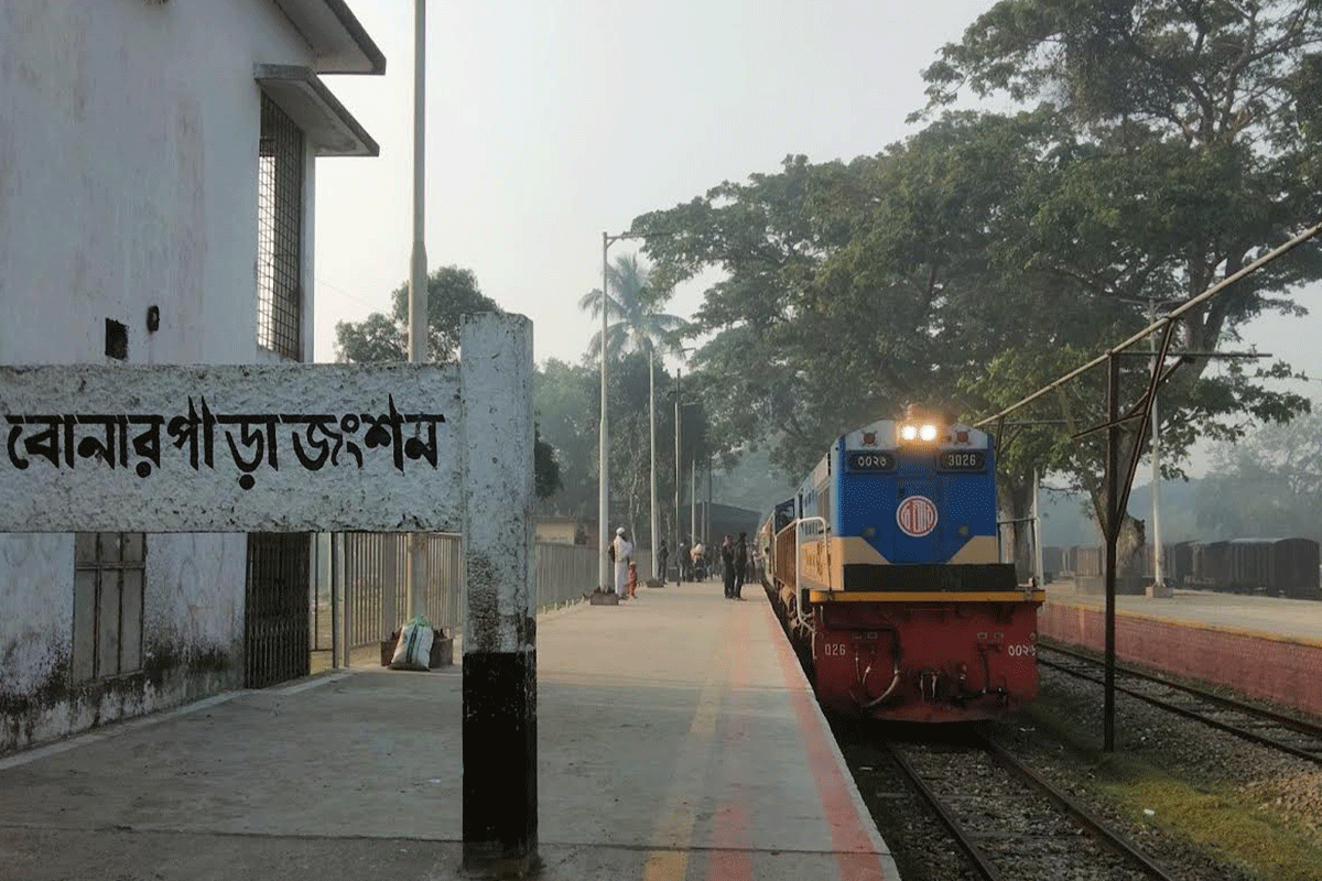 ট্রেনের বগি থেকে উদ্ধারকৃত অসুস্থ ব্যক্তির চিকিৎসাধীন অবস্থায় মৃত্যু