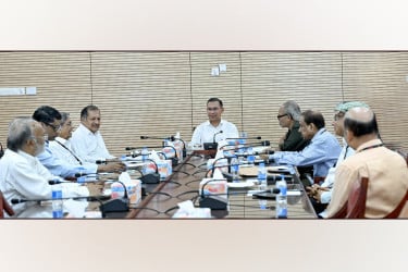প্রধানমন্ত্রীর সঙ্গে সম্পাদক পরিষদ নেতাদের বৈঠক