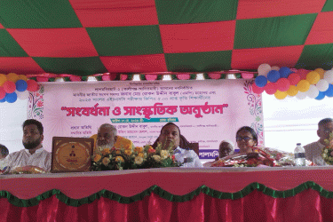 লালমনিরহাটে কৃতী শিক্ষার্থীদের সংবর্ধনা