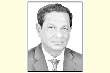 ‘নিন্দুকেরে বাসি আমি সবার চেয়ে ভালো’