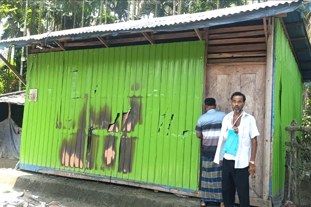 নোয়াখালীর সুধারামে বসতঘরে ভাঙচুরের ঘটনায় মামলা