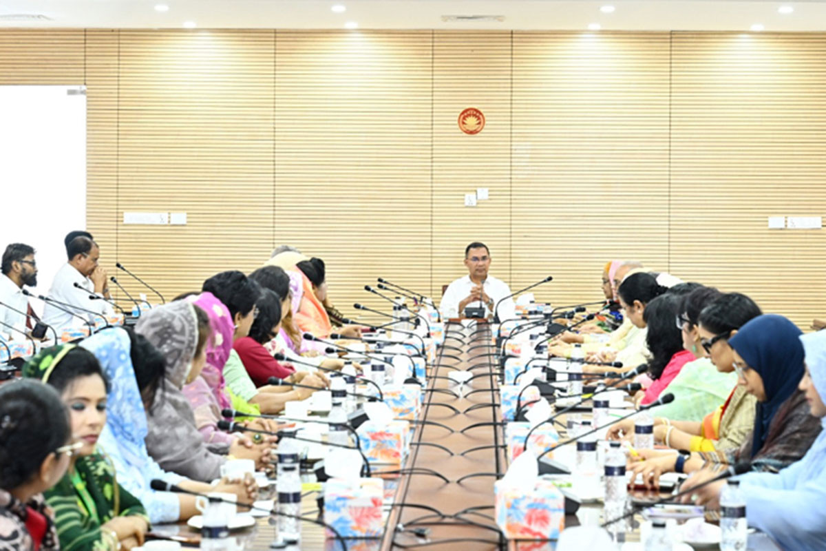 সংসদে কার্যকর ভূমিকা রাখতে নারী এমপিদের প্রস্তুত হওয়ার নির্দেশ প্রধানমন্ত্রীর