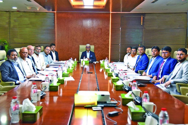 আল-আরাফাহ্ ইসলামী ব্যাংকের পর্ষদ সভা অনুষ্ঠিত