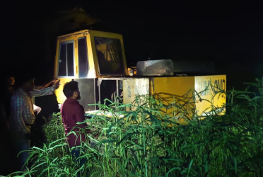 কৃষিজমি থেকে অবৈধ মাটি কাটায় ভ্রাম্যমাণ আদালতের অভিযান