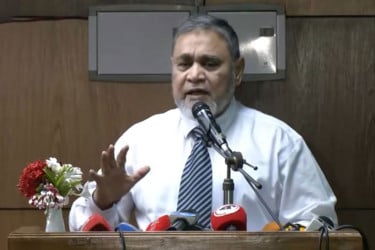 মিটিং শেষ করেই গালি দেন নাসীরুদ্দীন পাটওয়ারী, তবে আমি ক্ষুব্ধ নই: সিইসি