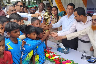জয়পুরহাটে ফুটবল টুর্নামেন্টের ফাইনাল অনুষ্ঠিত