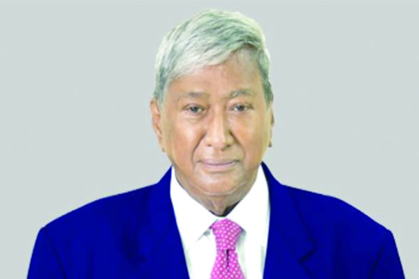 বাবার কবরের পাশে চিরনিদ্রায় সিনহা
