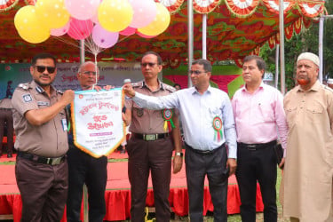 খেলাধুলা শিশুদের শারীরিক ও মানসিক বিকাশের গুরুত্বপূর্ণ মাধ্যম