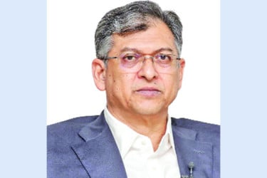 আস্থা ও নির্ভরতার প্রতীক ফায়ার ফাইটাররা