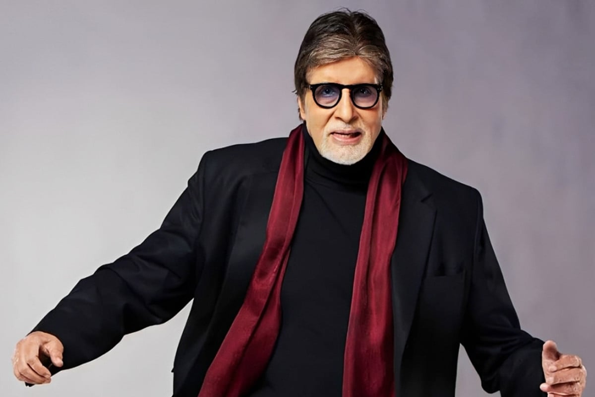 হাসপাতাল থেকে বাসায় ফিরলেন অমিতাভ, কী হয়েছিল অভিনেতার