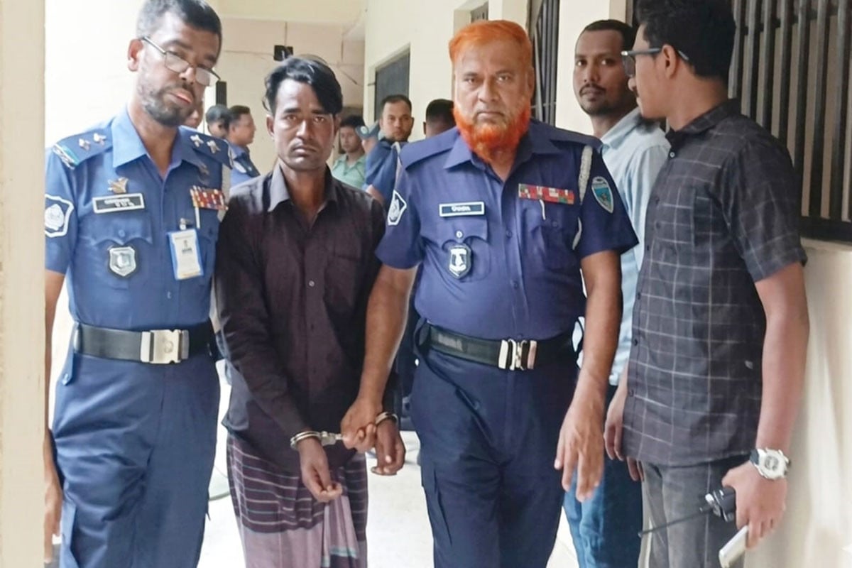 মেয়েকে ধর্ষণের অভিযোগে বাবা গ্রেফতার