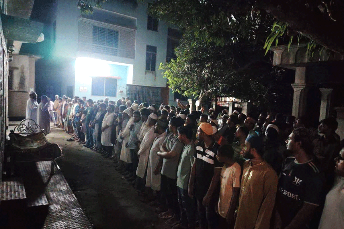 দাদা-দাদির কবরের পাশে শায়িত রামিসা
