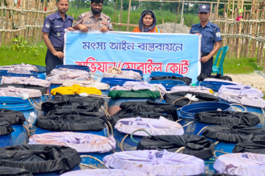 কেরানীগঞ্জে ১৫ লাখ টাকার অবৈধ রেণু পোনা জব্দ