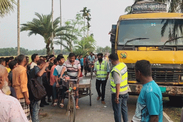 ঝিনাইদহে ট্রাকে মিলল চালকের মরদেহ